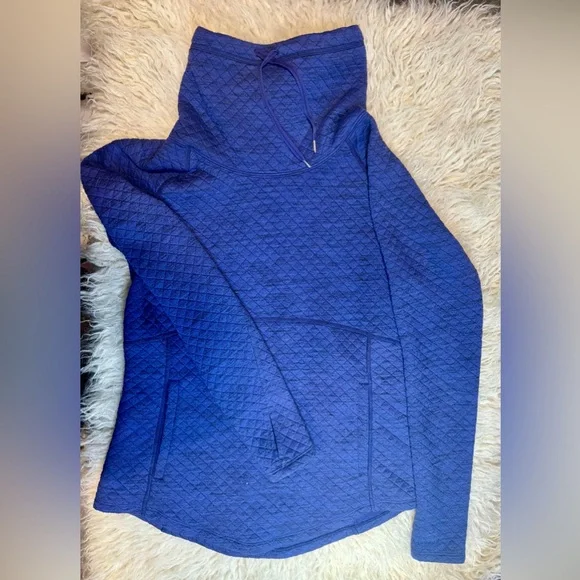 Marmot Deep Blue Quilted Hoodie - Picture 2 of 6